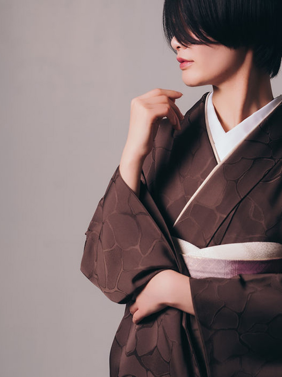 着物姿の人物のイメージ写真